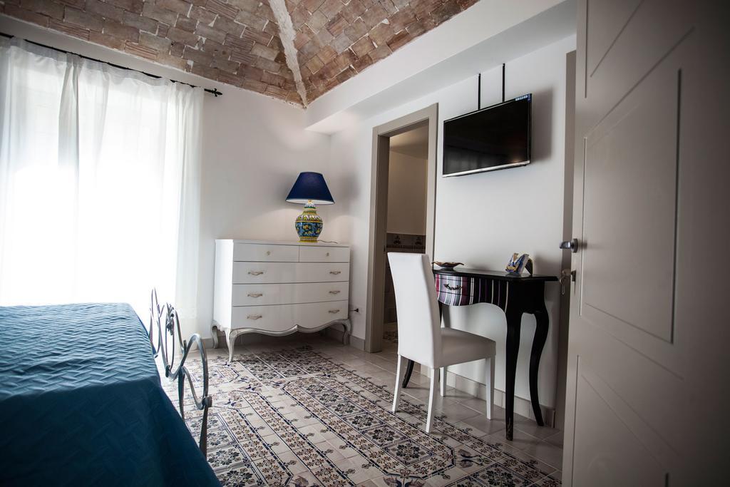 Hotel Palazzo Pagliaro Santo Stefano di Camastra Exteriér fotografie